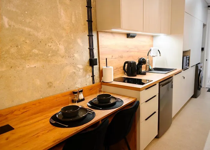 아파트 Axiom - Zenith X - Netflix, Hbo, Champagne *