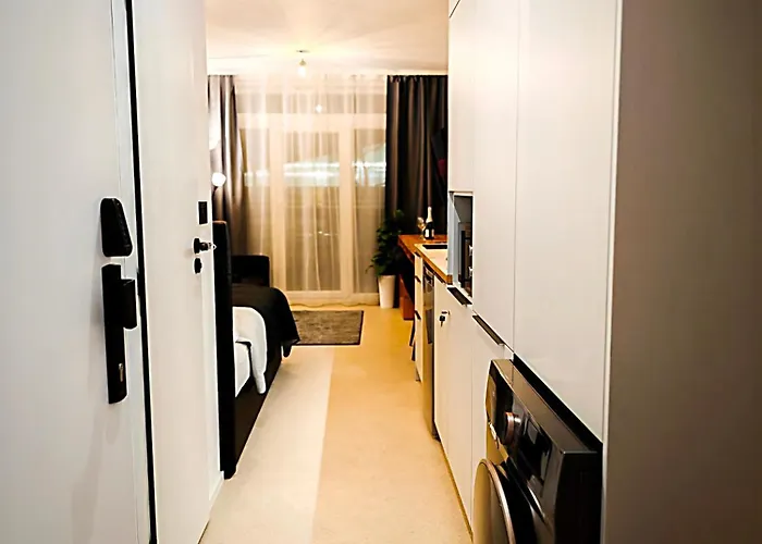 아파트 Axiom - Zenith X - Netflix, Hbo, Champagne